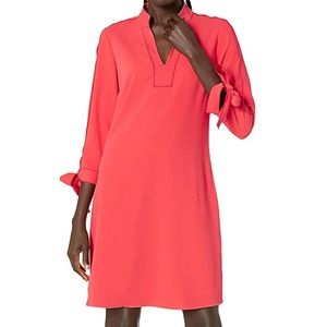 Lark & Ro Women's Tie Detail Three Quarter Sleeve Split Neck Shift Dress, Size 6